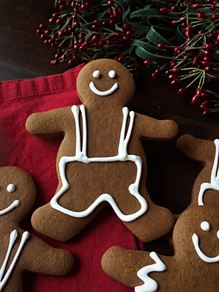 Gingerbread Men Recipe. Nothing says Christmas like gingerbread men! Ginger, cinnamon, nutmeg & molasses, oh my! You'd have to be crazy not to like gingerbread?! www.bakingforfriends.com