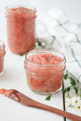 Simple Rhubarb Ginger Compote